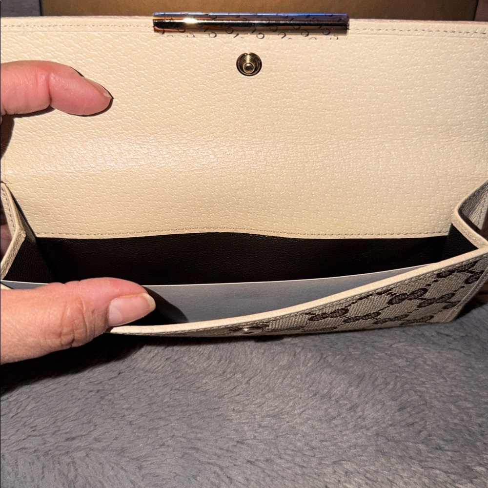 Brand New unused Gucci GG Supreme canvas continental flap wallet box n dust bag. - Picture 9 of 11